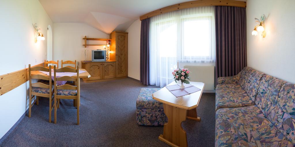 Pension Roasthof Neustift im Stubaital Kamer foto